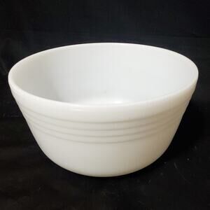 Pyrex Hamilton Beach Stand Mixer Milk Glass Ribbed Mixing Bowl 8.5"